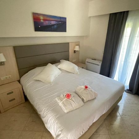 Апартаменты Angelika House 2 Маратиас Экстерьер фото
